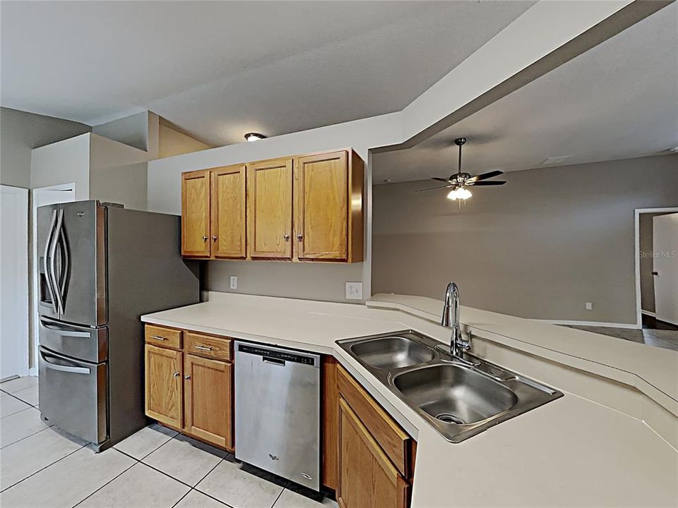 For Rent: $2,230 (3 beds, 2 baths, 1545 Square Feet)