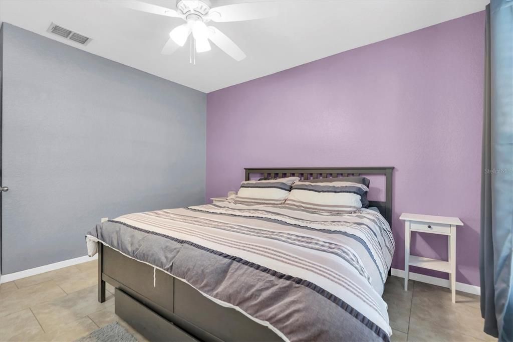 For Sale: $385,000 (3 beds, 2 baths, 1327 Square Feet)