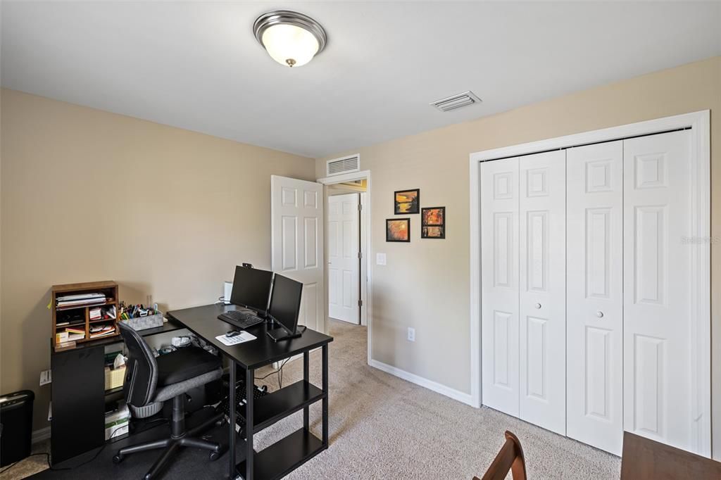 For Sale: $360,000 (3 beds, 2 baths, 1829 Square Feet)