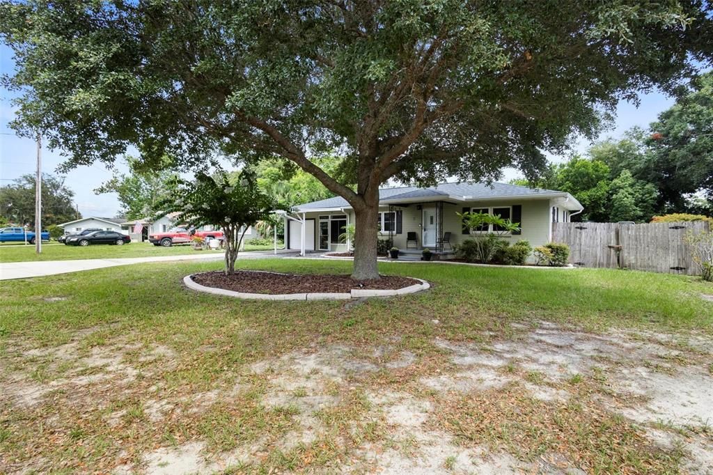 Cute curb appeal with mature landscaping