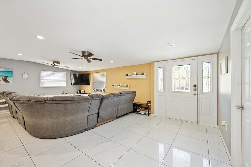 For Sale: $649,900 (3 beds, 2 baths, 1650 Square Feet)
