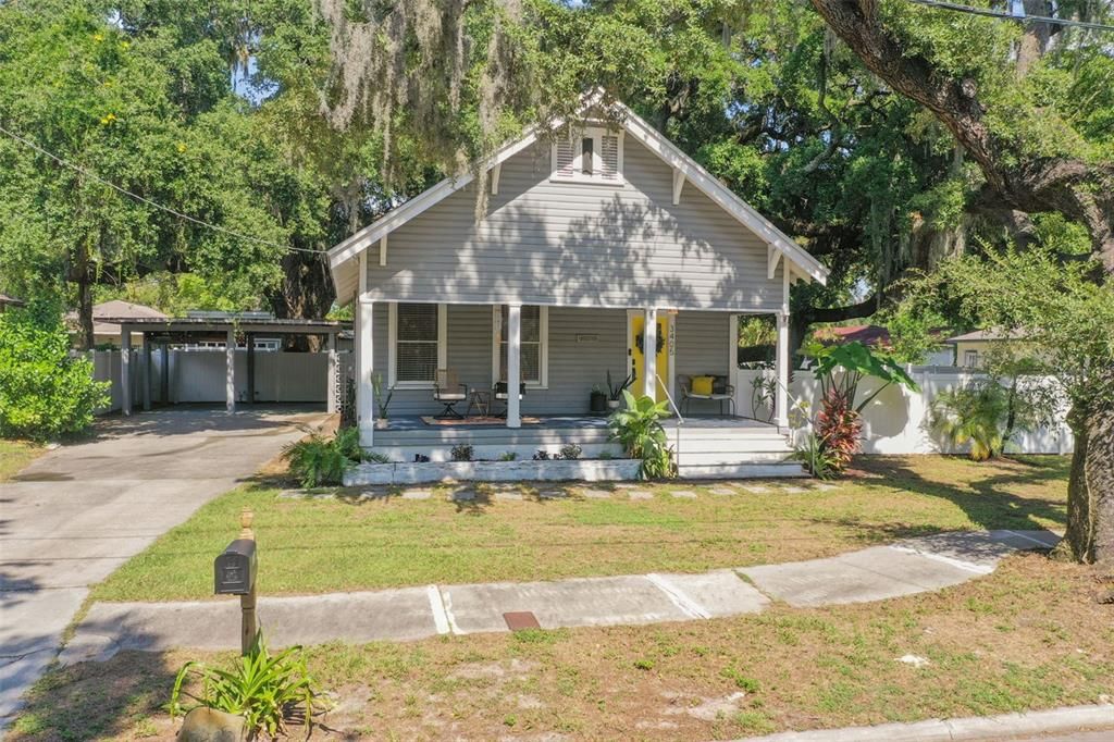 Recently Sold: $350,000 (3 beds, 2 baths, 1084 Square Feet)