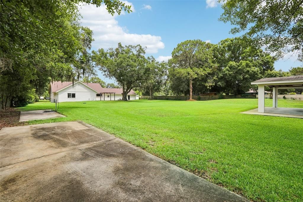 Active With Contract: $680,000 (4 beds, 3 baths, 3068 Square Feet)