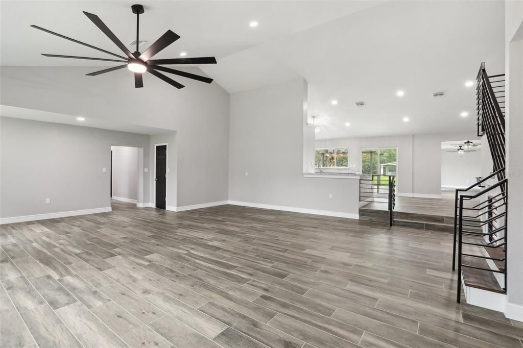 Active With Contract: $680,000 (4 beds, 3 baths, 3068 Square Feet)