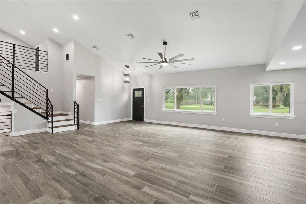 Active With Contract: $680,000 (4 beds, 3 baths, 3068 Square Feet)