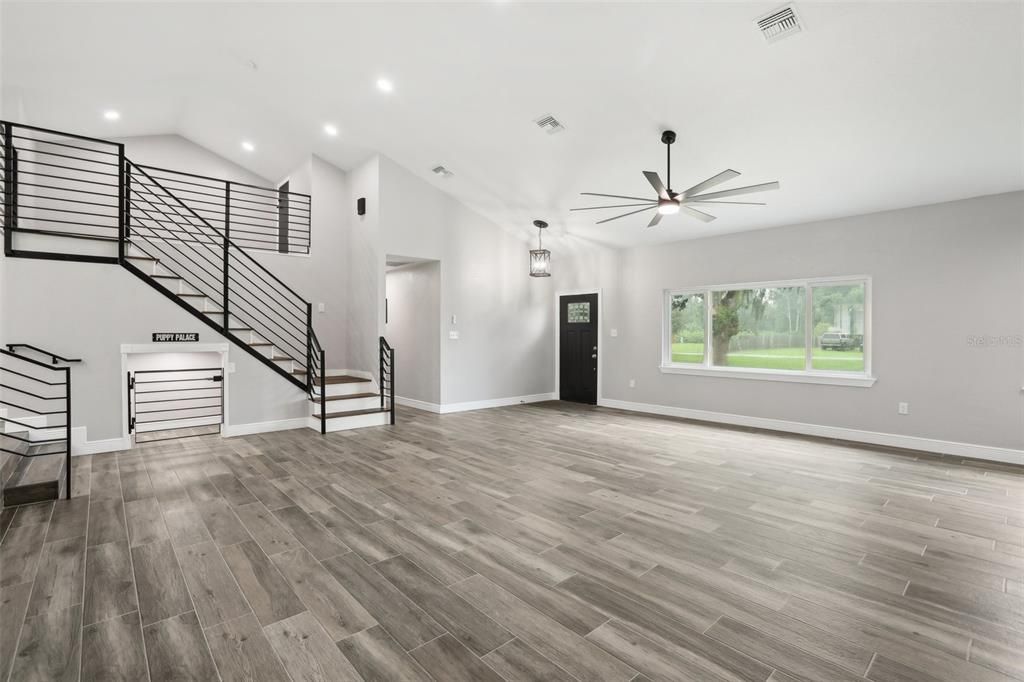Active With Contract: $680,000 (4 beds, 3 baths, 3068 Square Feet)