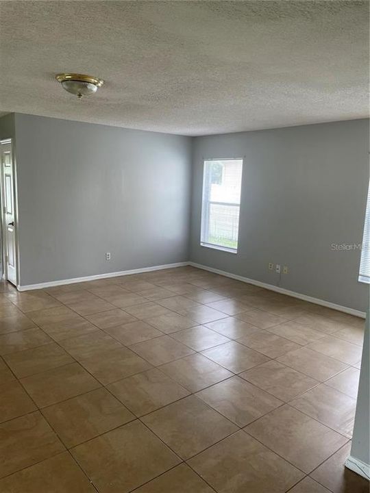 For Rent: $2,500 (3 beds, 2 baths, 1771 Square Feet)