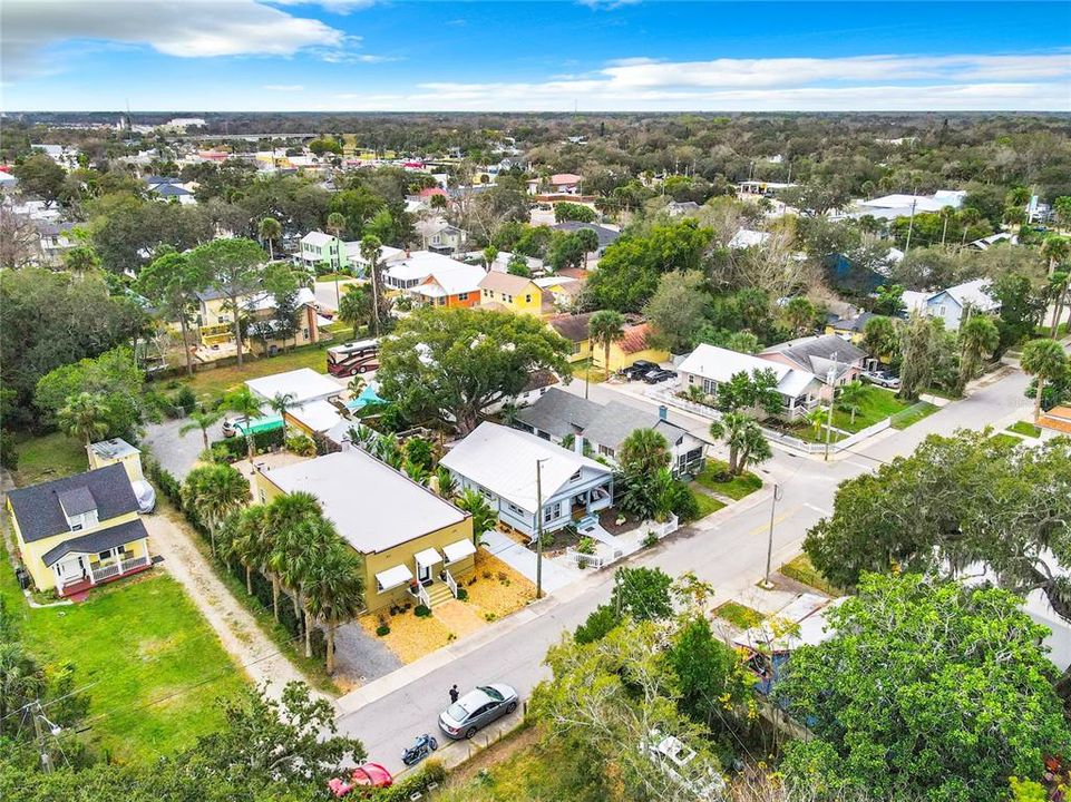 For Sale: $679,900 (3 beds, 2 baths, 1225 Square Feet)