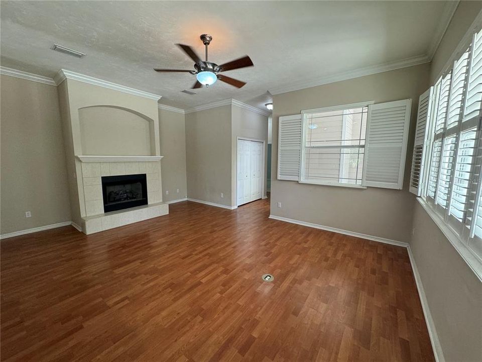 For Rent: $2,700 (3 beds, 2 baths, 1611 Square Feet)