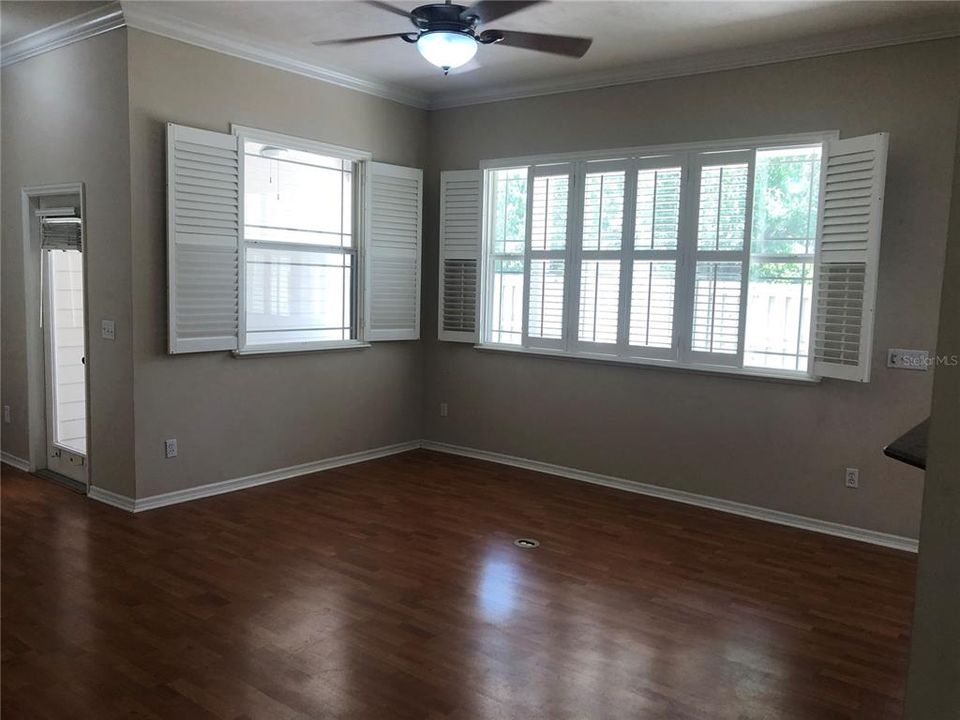 For Rent: $2,700 (3 beds, 2 baths, 1611 Square Feet)