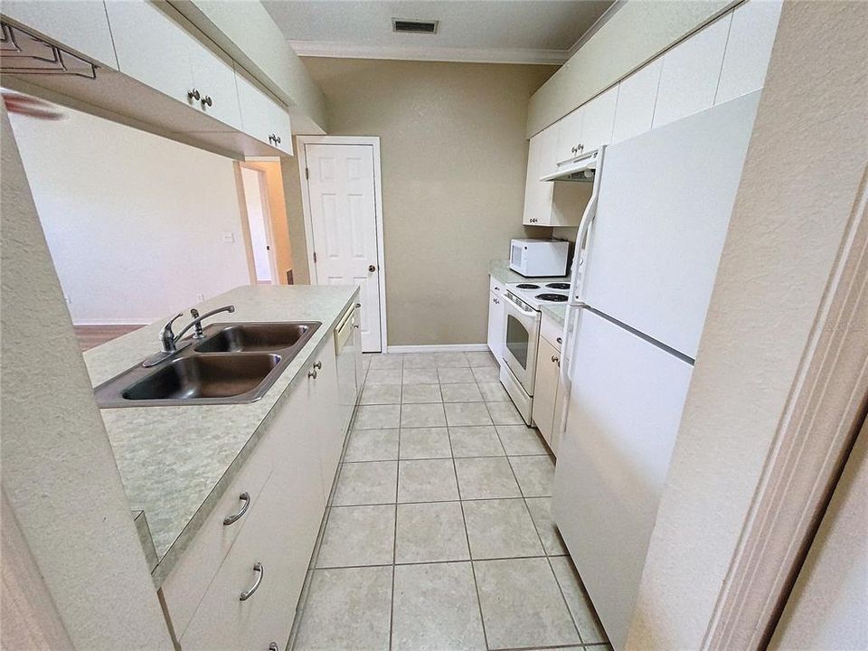 For Rent: $1,500 (2 beds, 2 baths, 1017 Square Feet)