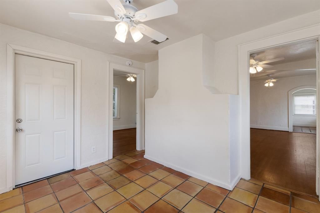 Sun Room/Family room