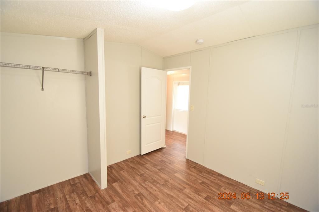 For Rent: $1,395 (3 beds, 2 baths, 1000 Square Feet)