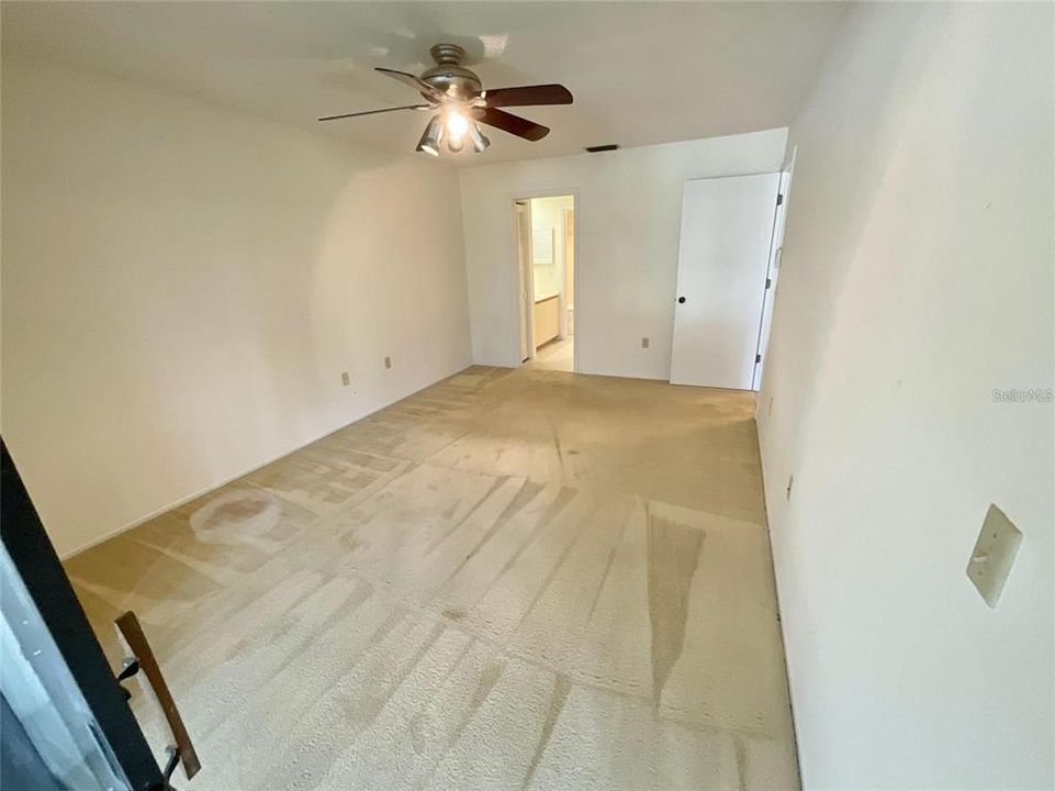 For Sale: $249,000 (2 beds, 2 baths, 1400 Square Feet)