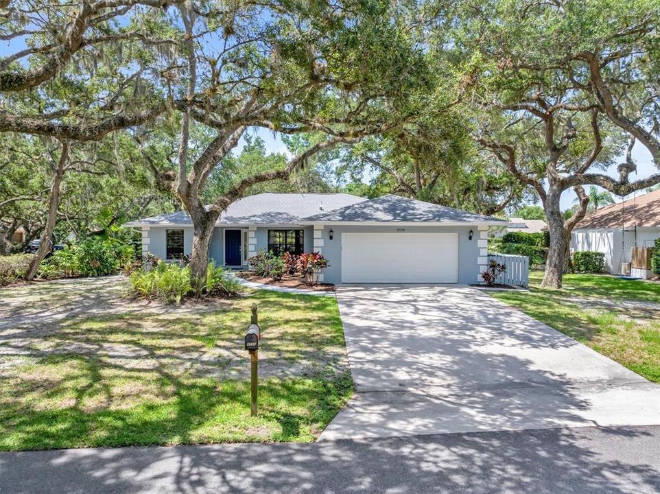 For Sale: $535,000 (3 beds, 2 baths, 1850 Square Feet)