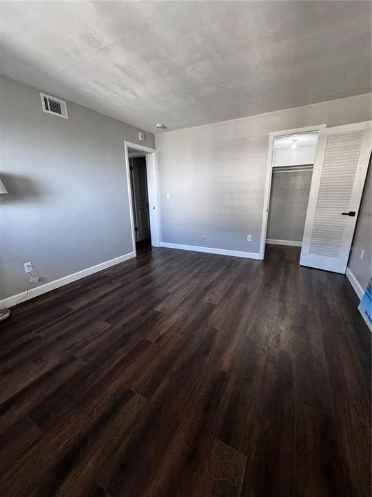 For Rent: $2,300 (2 beds, 2 baths, 1300 Square Feet)