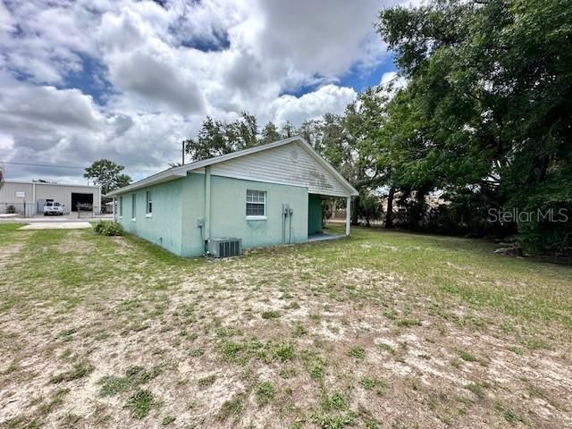 Active With Contract: $189,900 (3 beds, 2 baths, 1324 Square Feet)