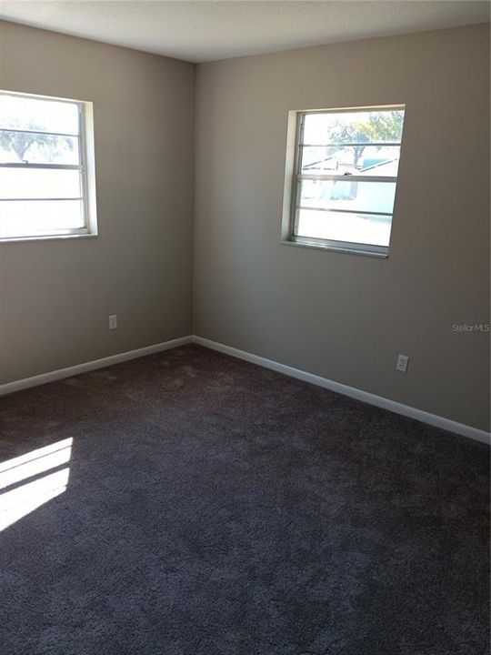 For Rent: $2,500 (3 beds, 2 baths, 1400 Square Feet)