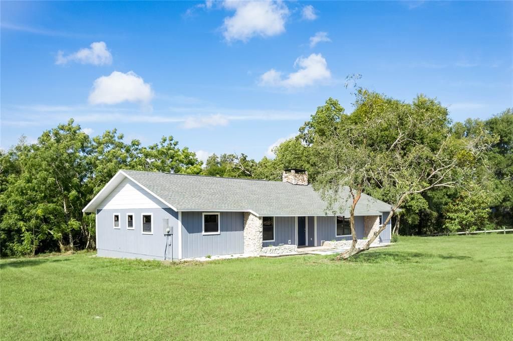 For Sale: $650,000 (3 beds, 2 baths, 2142 Square Feet)