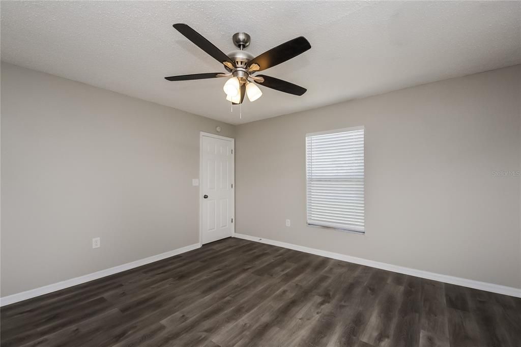 For Rent: $1,915 (3 beds, 2 baths, 1396 Square Feet)