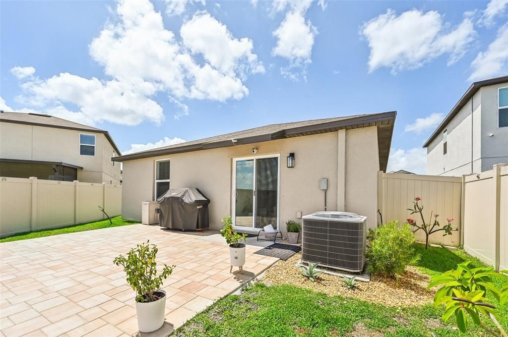 For Sale: $339,900 (3 beds, 2 baths, 1484 Square Feet)