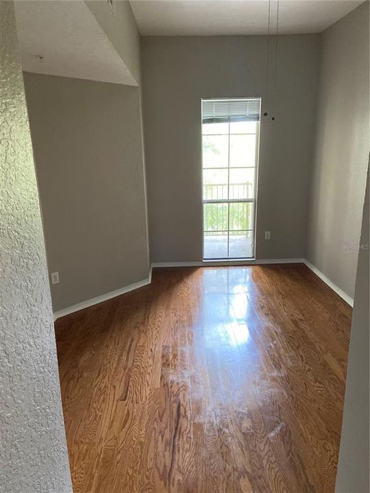 For Rent: $1,999 (1 beds, 1 baths, 791 Square Feet)