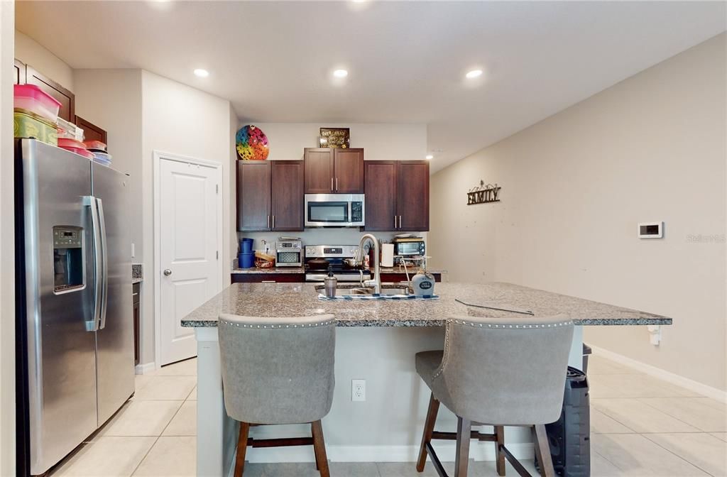 For Sale: $320,000 (3 beds, 2 baths, 1540 Square Feet)