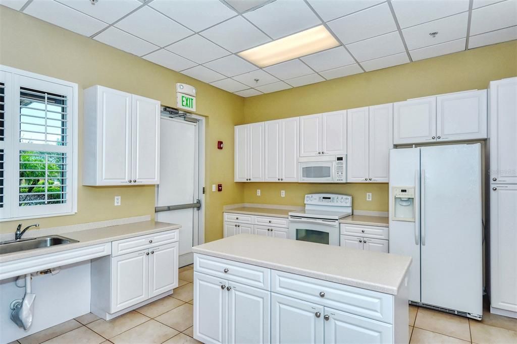 For Sale: $479,000 (3 beds, 2 baths, 1549 Square Feet)