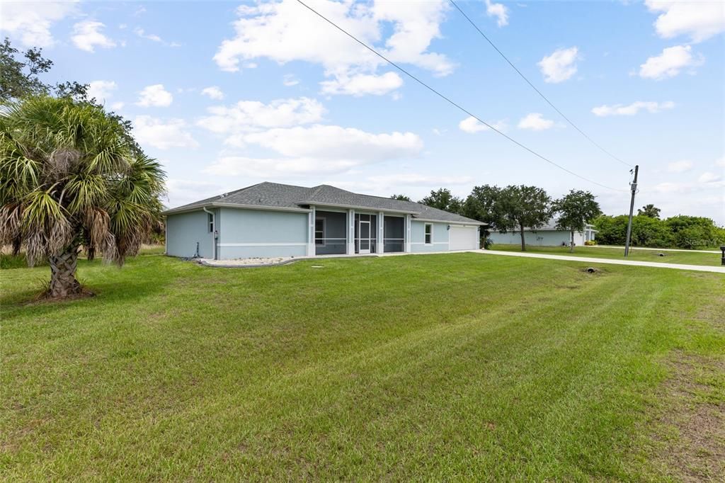 For Sale: $426,000 (3 beds, 2 baths, 1626 Square Feet)