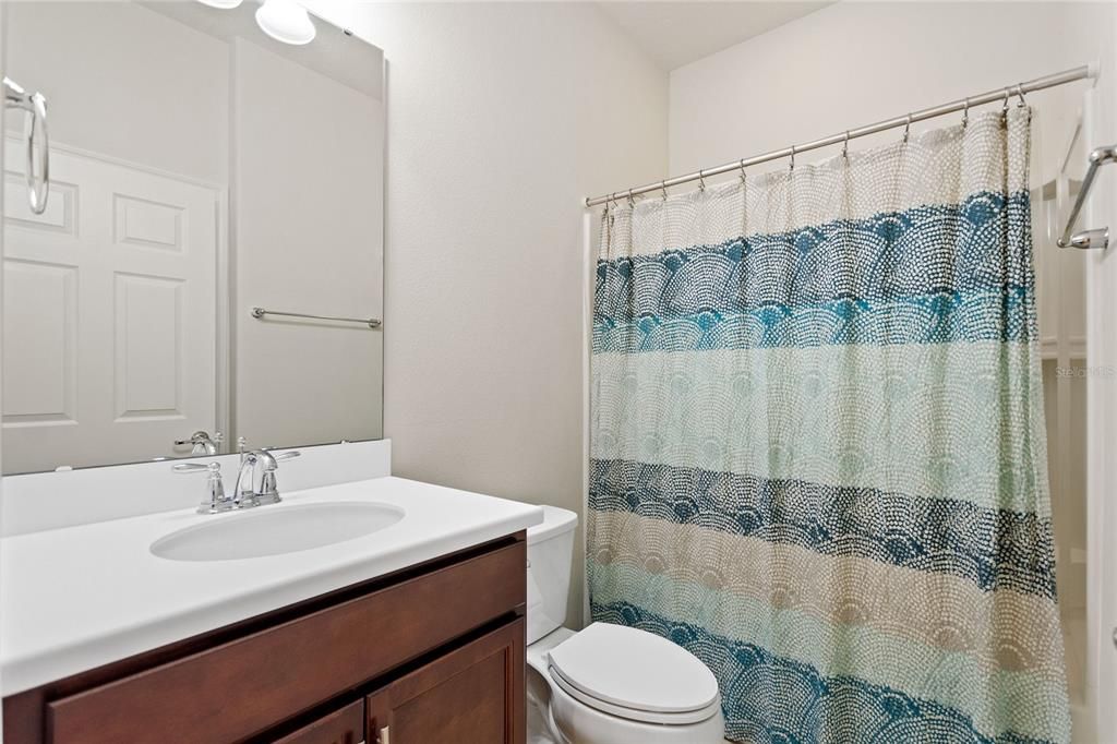 For Sale: $409,900 (2 beds, 2 baths, 1702 Square Feet)