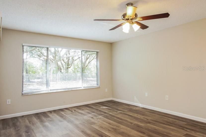 For Rent: $2,415 (3 beds, 2 baths, 1377 Square Feet)