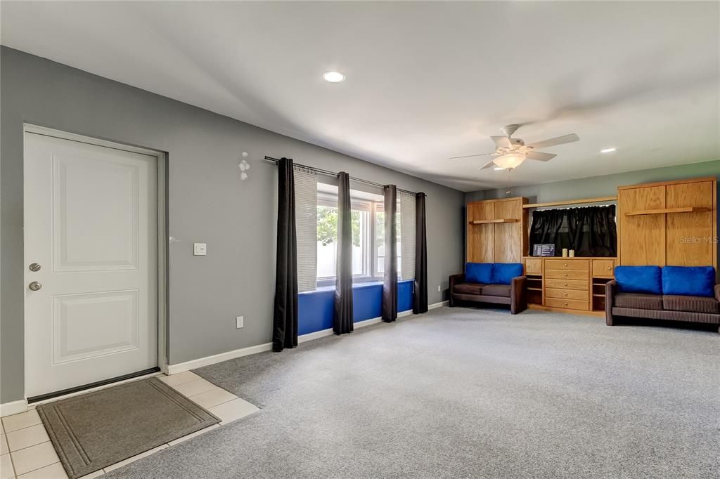 large bonus room - Murphy beds will convey