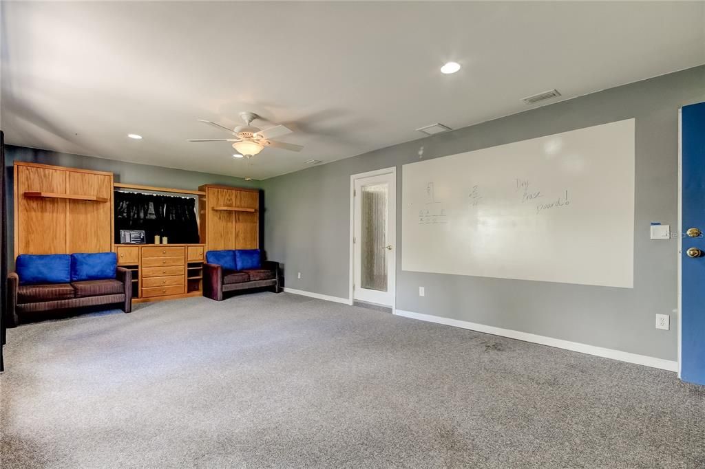 large bonus room - Murphy beds will convey