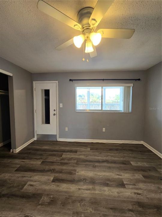 For Rent: $1,250 (1 beds, 1 baths, 585 Square Feet)