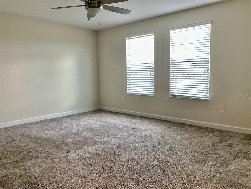 For Rent: $2,699 (3 beds, 2 baths, 1849 Square Feet)