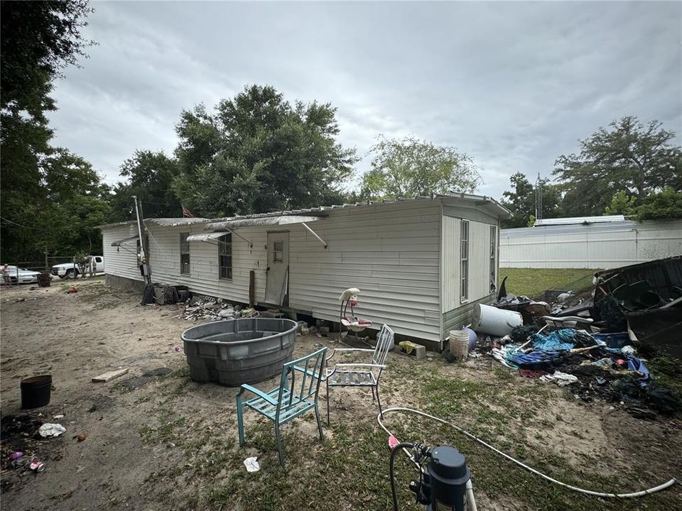 For Sale: $49,500 (3 beds, 2 baths, 840 Square Feet)