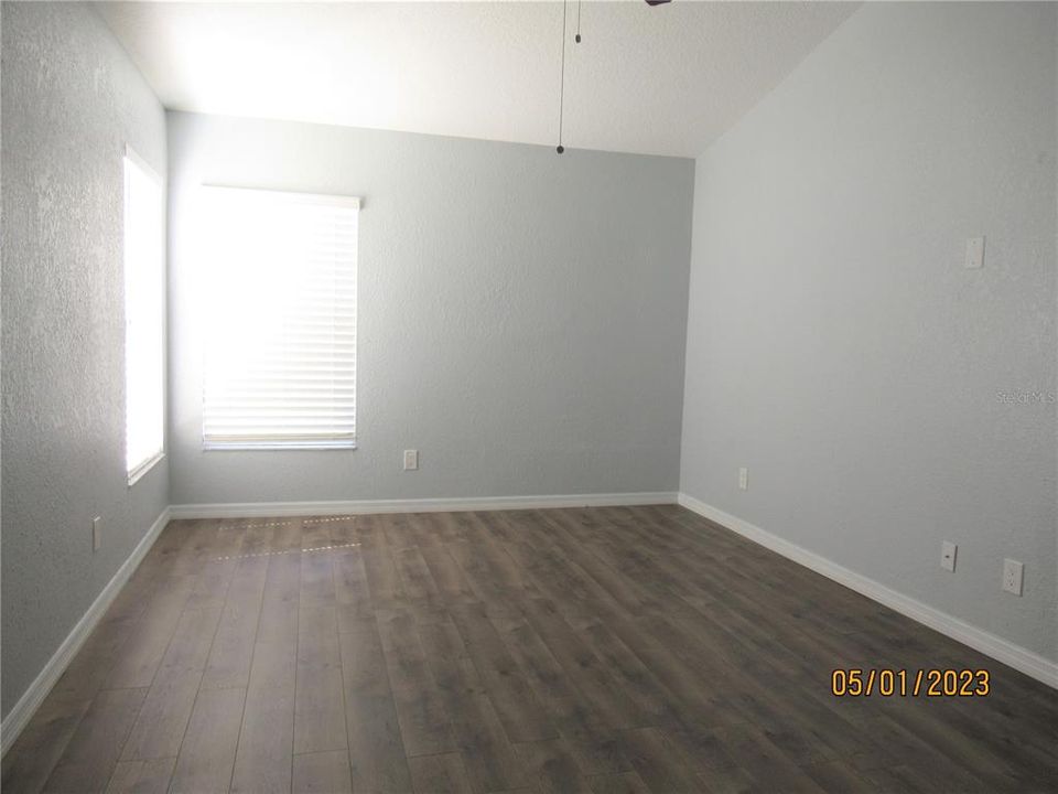 For Rent: $2,100 (3 beds, 2 baths, 1440 Square Feet)