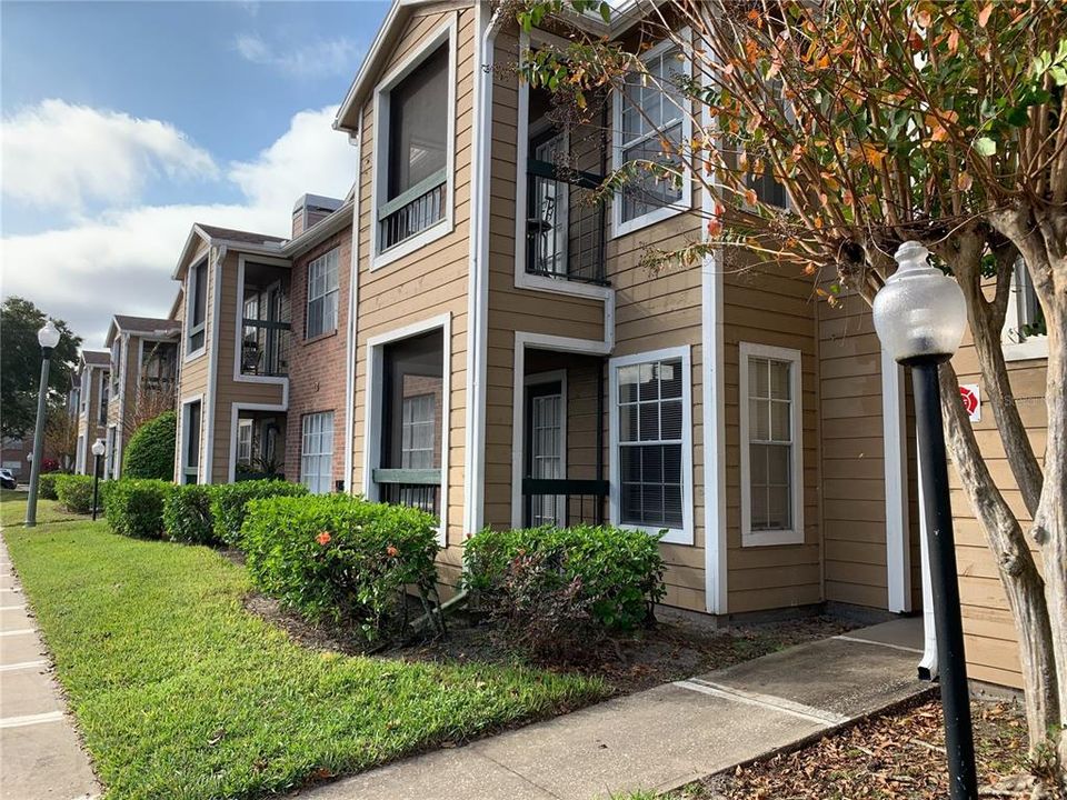 A screened patio is yours to enjoy!