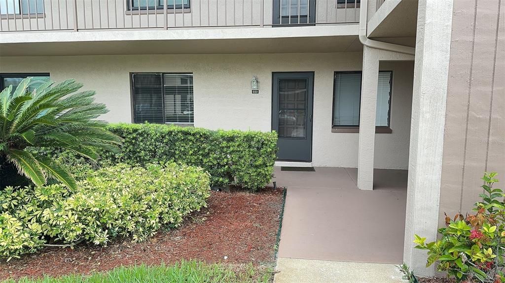 For Rent: $2,000 (2 beds, 2 baths, 1151 Square Feet)