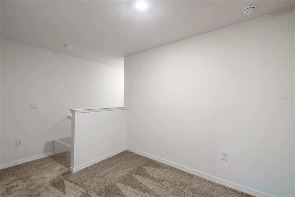 For Sale: $290,900 (2 beds, 2 baths, 1398 Square Feet)