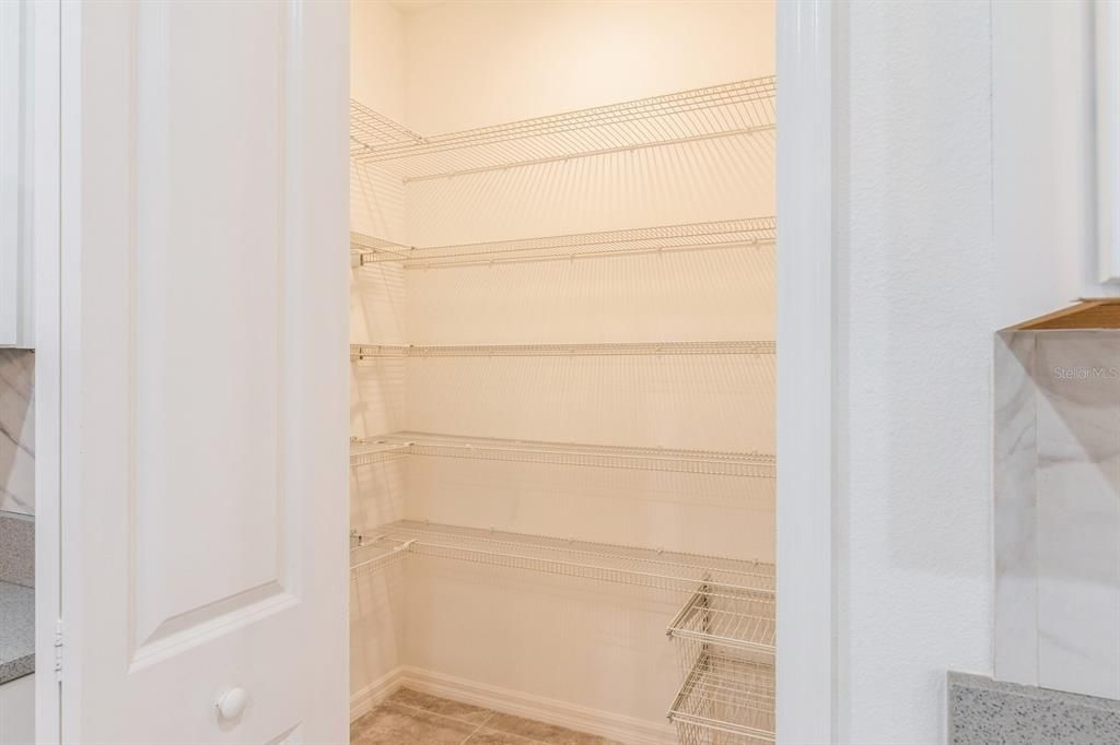 Walk in Pantry