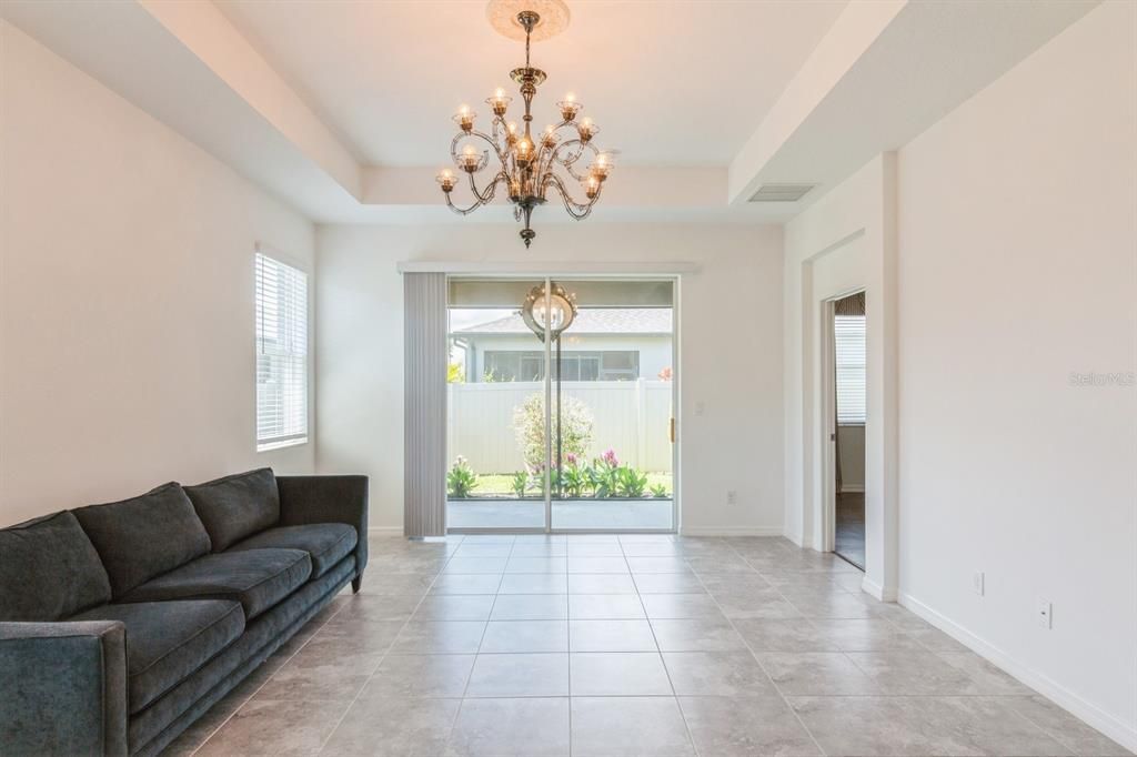 Living Room looking to Lanai