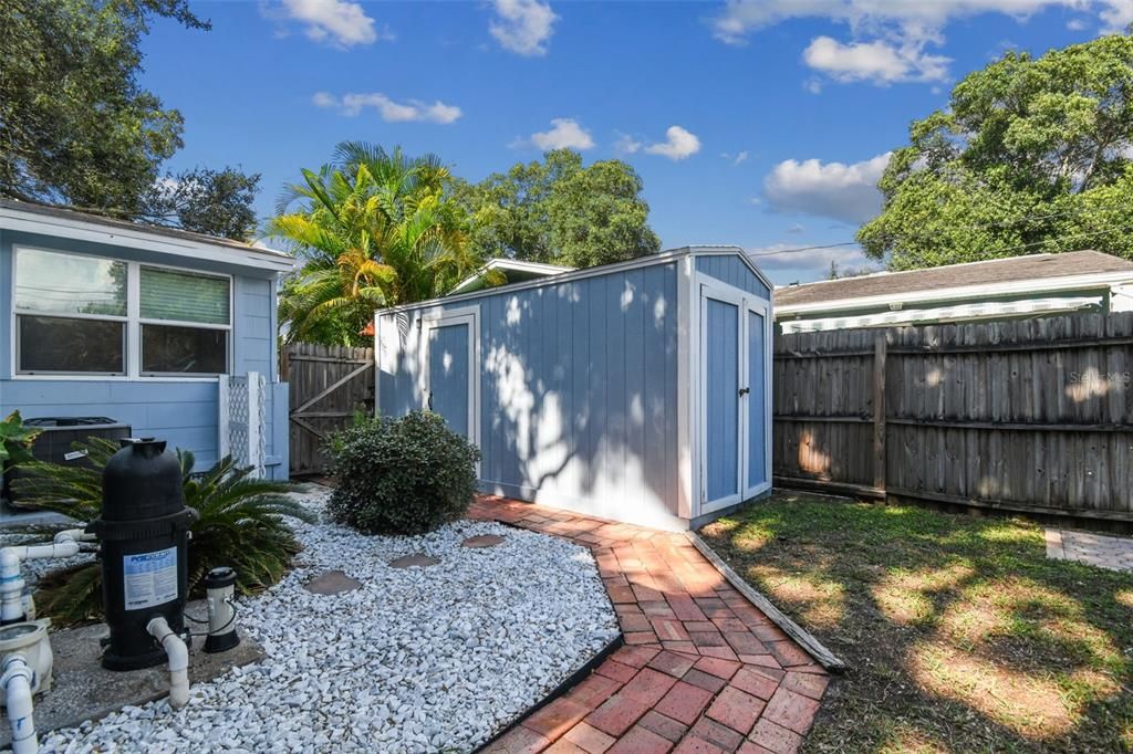 Active With Contract: $450,000 (3 beds, 2 baths, 1025 Square Feet)