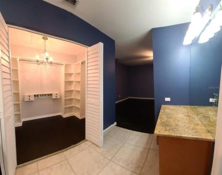 For Rent: $2,100 (2 beds, 2 baths, 1414 Square Feet)