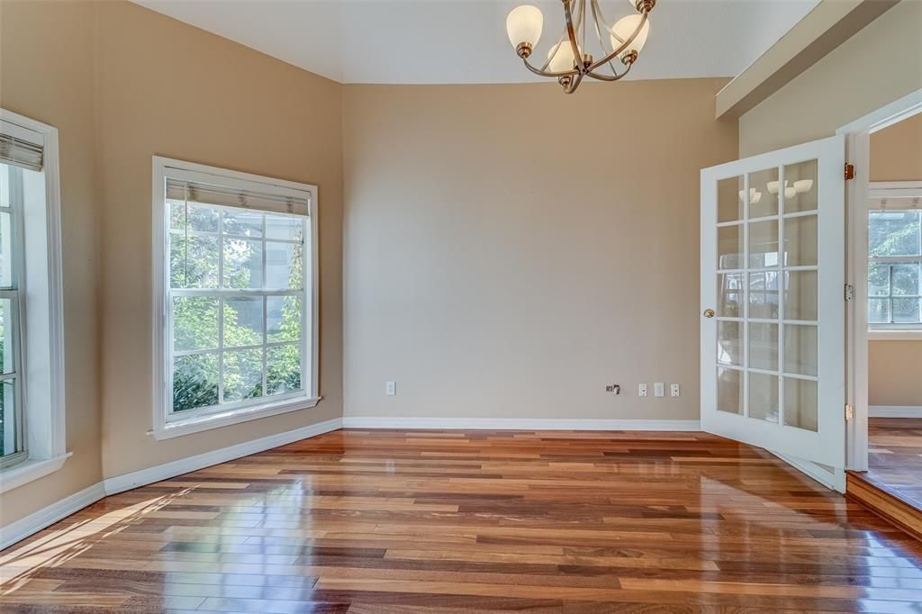 Kitchen pantry