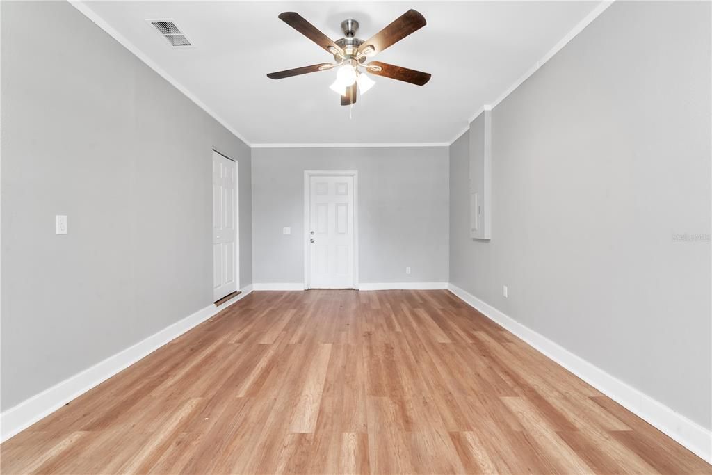 bonus room and laundry room, door to back yard