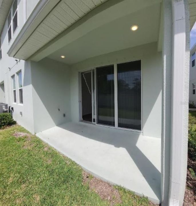 Active With Contract: $2,995 (3 beds, 2 baths, 2050 Square Feet)