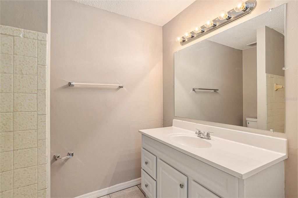 For Sale: $279,900 (3 beds, 2 baths, 1828 Square Feet)