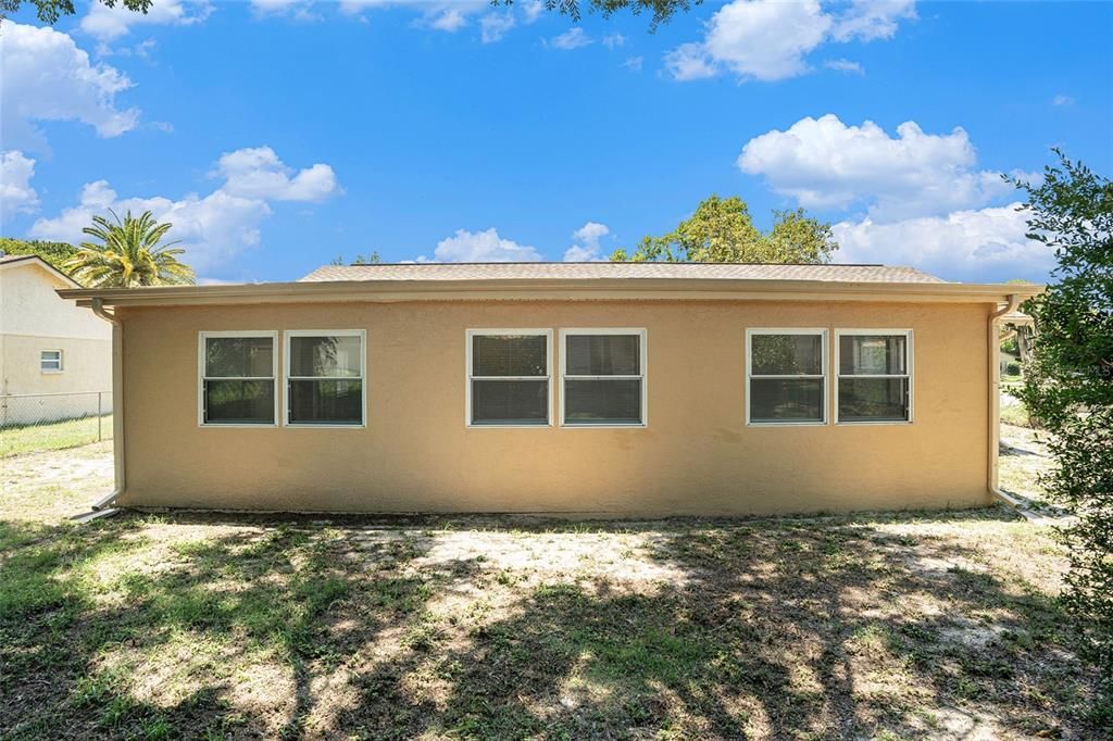 For Sale: $279,900 (3 beds, 2 baths, 1828 Square Feet)