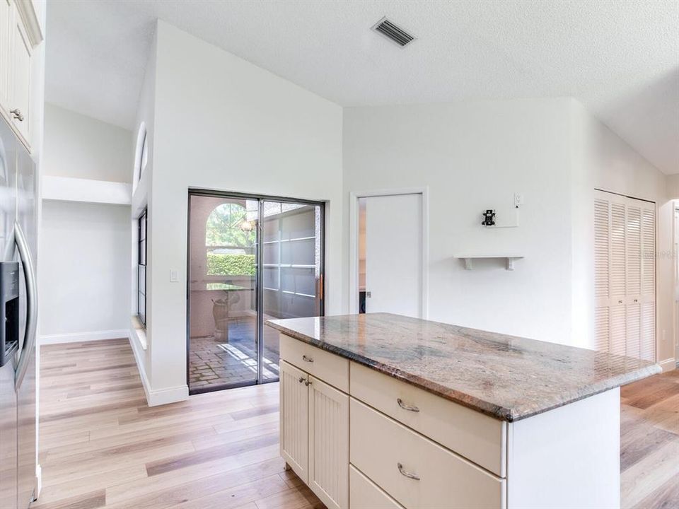 For Rent: $2,500 (2 beds, 2 baths, 1659 Square Feet)